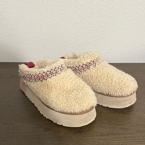 UGG Cream Ankle Booties with Red Accents